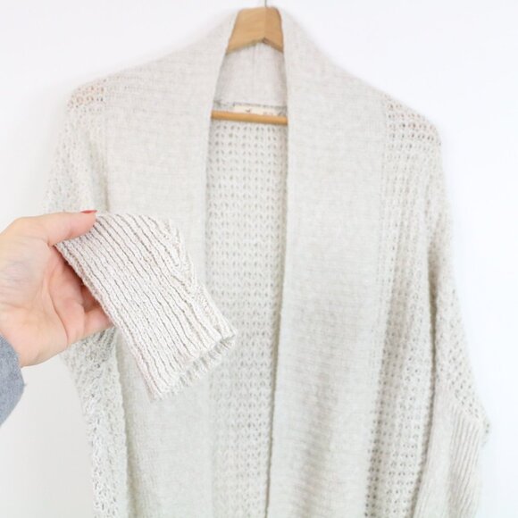 *Hollister Open Weave Grey Cardigan - Picture 5 of 7